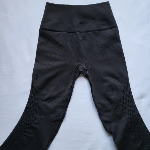 Lululemon Flow & Go Crop - Picture 8 of 15